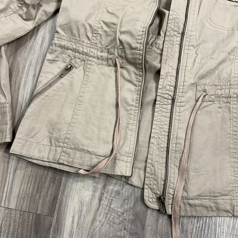 Beige Jacket - Picture 7 of 9